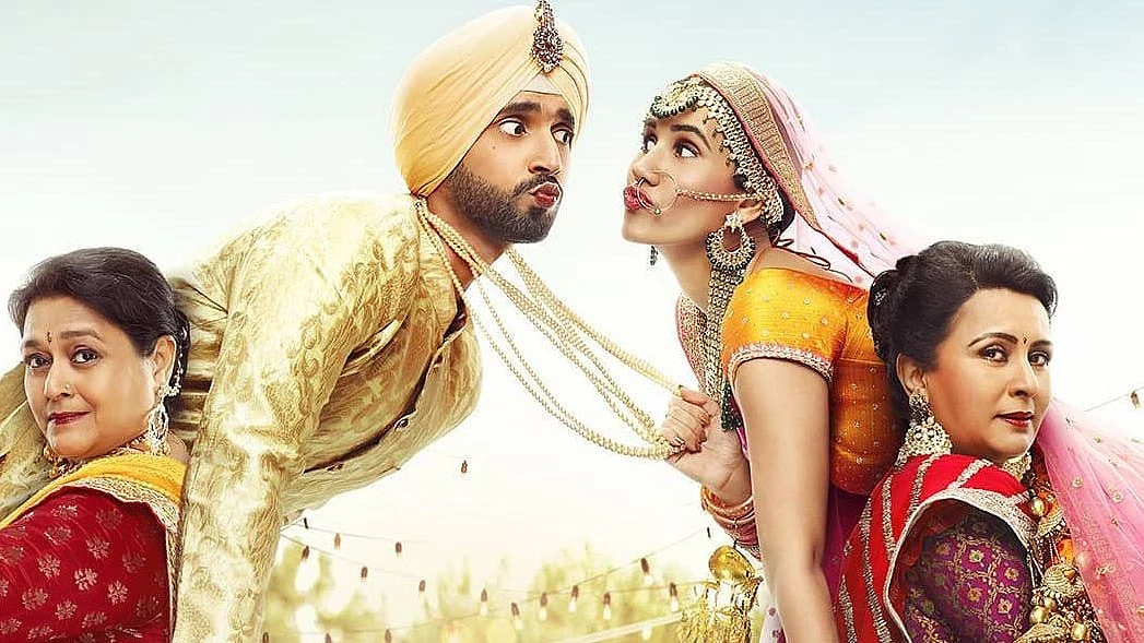 Jai Mummy Di Bollywood Full Movie Review And Ratings Amidst Boring Script And Failed Humour Jai Mummy Di Falls Flat