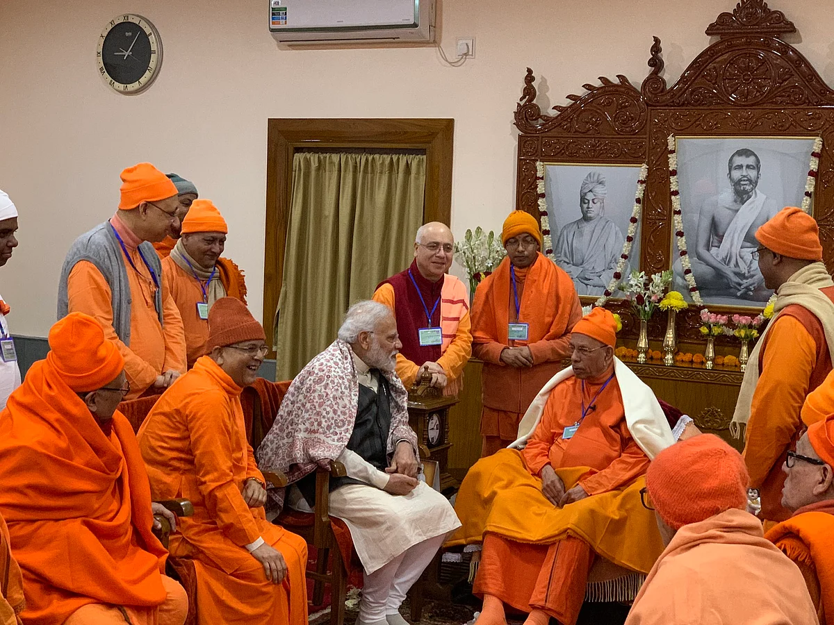 Prime Minister Narendra Modi met seers and saints at the Belur Math.