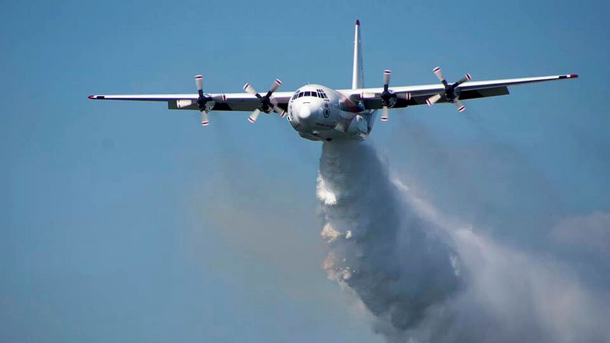 Three US Firefighters Killed as Air Tanker Crashes in Australia 