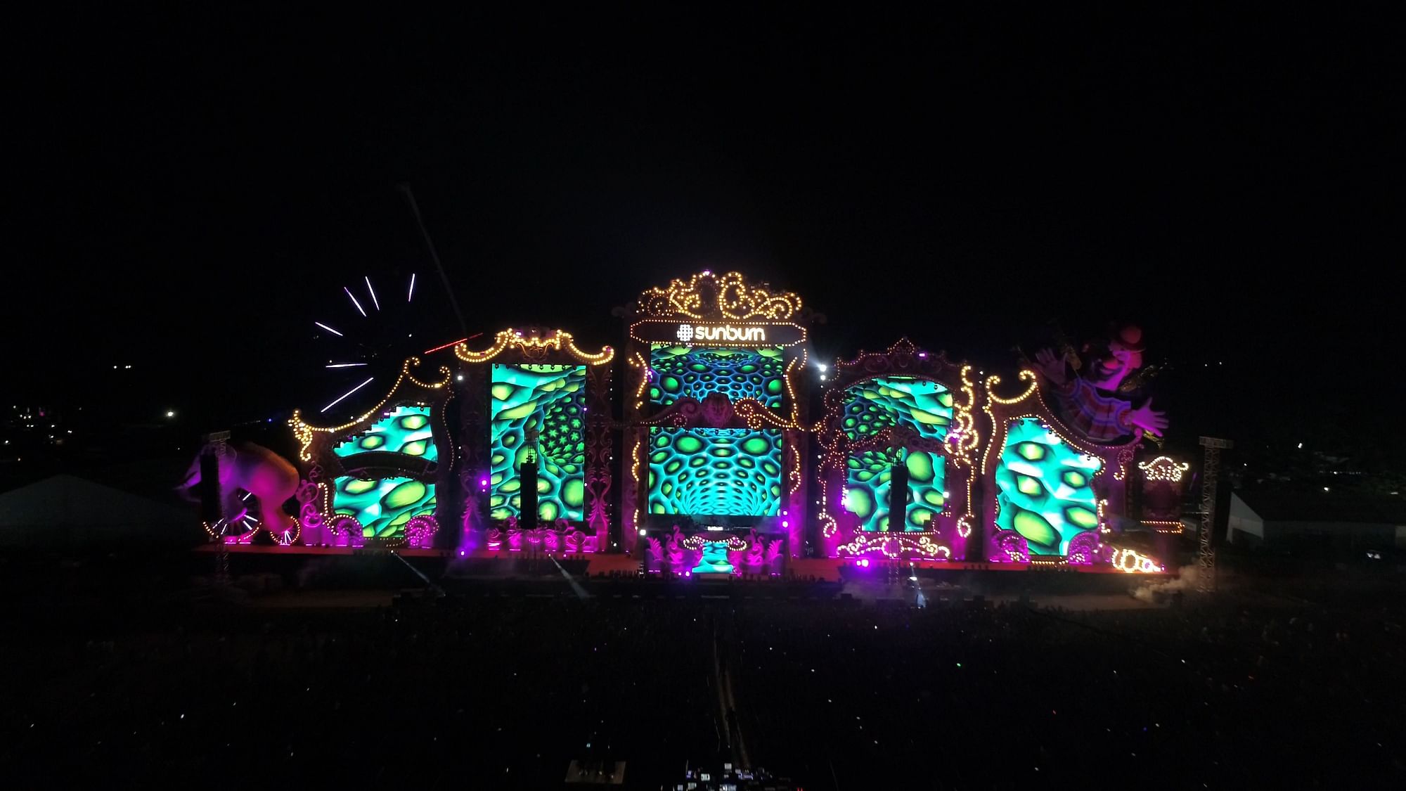 We took the OPPO Reno2 with us to the Sunburn Festival in Goa and were super impressed with its performance.