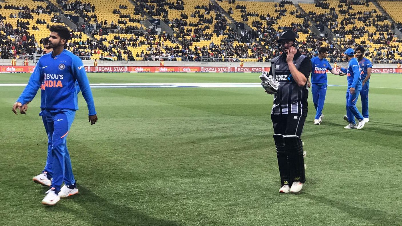 Four wickets fell in an astonishing final over in regulation play as New Zealand, needed seven runs to win off six balls with seven wickets in hand.