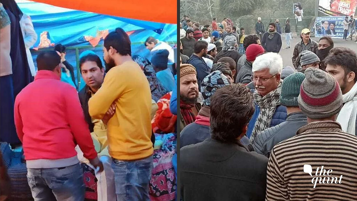Local leader Ashu Khan (left) and former Congress MLA Asif Khan (right) were spotted at the Shaheen Bagh protest.