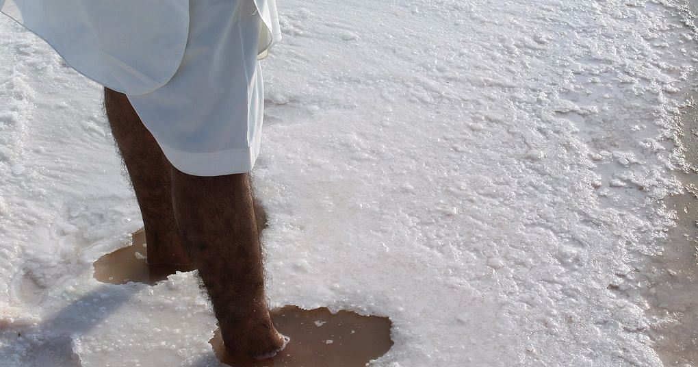 How the Salt Workers in Achro Thar Are Suffering Wounds Of Poverty