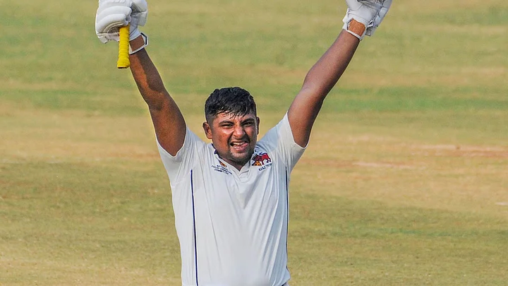 Teary-eyed Sarfaraz Celebrates Ton in Sidhu Moose Wala Style