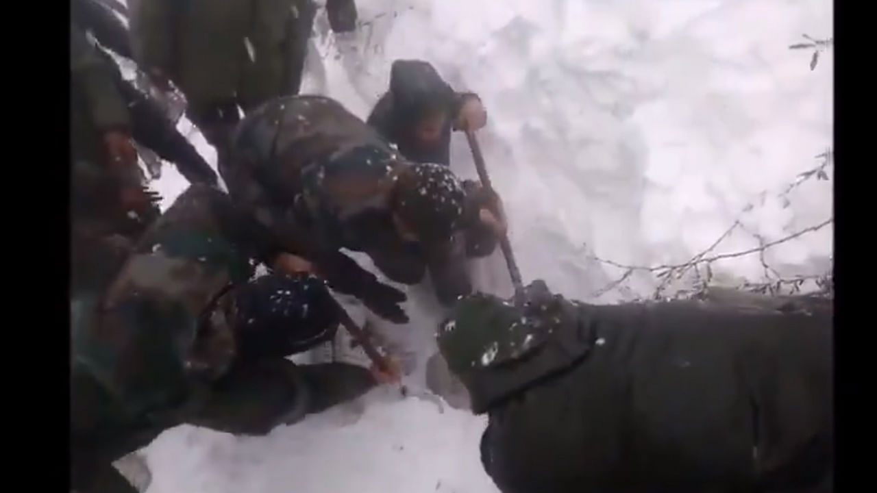 Army Personnel Rescue 2 Civilians From Snow Slide 