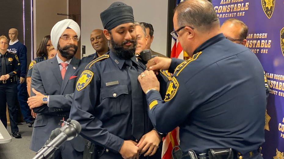 US’ Harris County Gets 1st ‘Turban-Wearing’ Sikh Deputy Constable