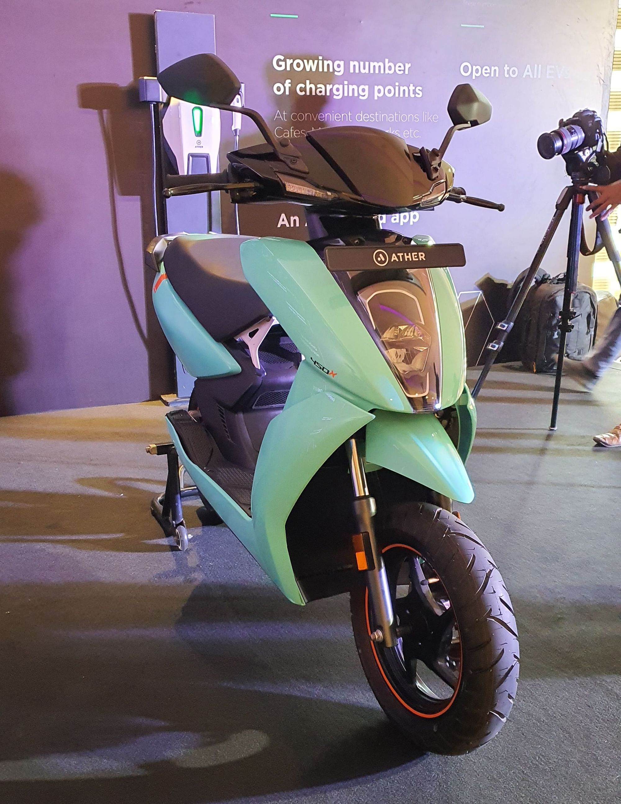 Ather 450x Vs Ather 450 How Different Are These Two Is Delhi Ready For Electric Scooters