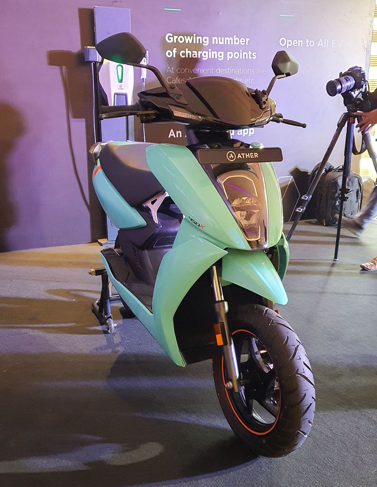 The Ather 450x is an upgrade to the existing Ather 450 model which was earlier available in Bengaluru & Chennai.