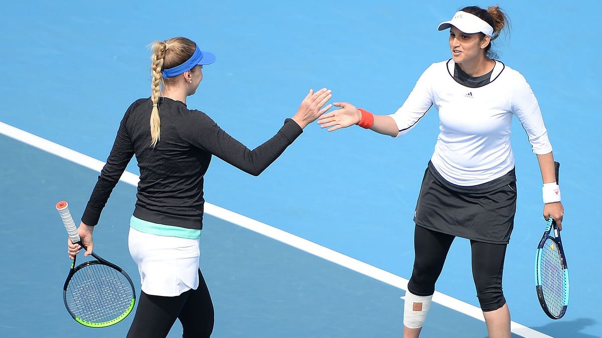 Sania Mirza has pulled out of the 2020 Australian Open mixed doubles event due to an injury.