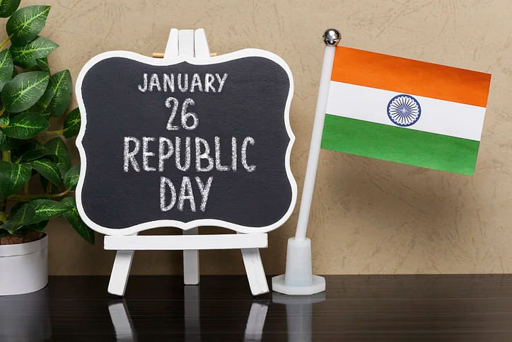 Happy 71st Republic Day inspirational quotes, slogan and speech ideas.