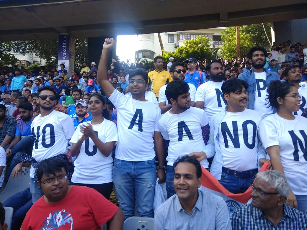 Mumbai Students Take to India Vs Aus ODI to Protest Against CAA