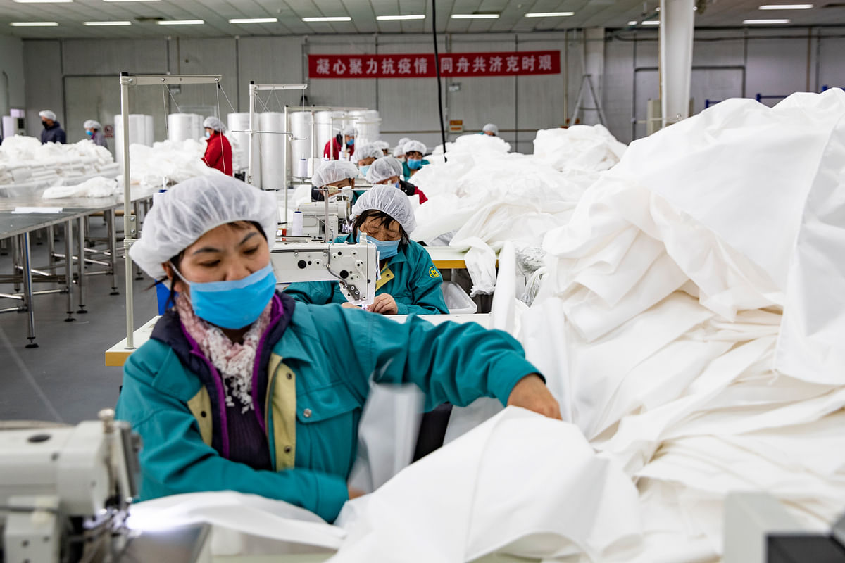 The negative impact of the novel coronavirus outbreak has created new challenges for China’s foreign trade.