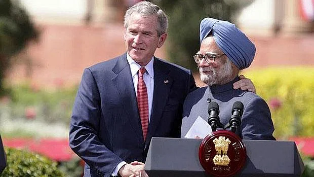 Former US President George W Bush with former Prime Minister Manmohan Singh in 2006 at Hyderabad House in New Delhi.