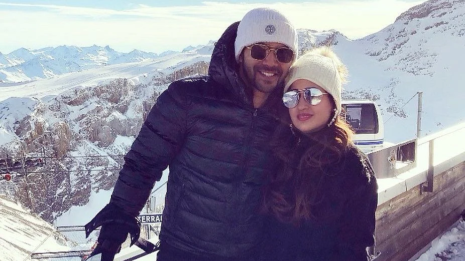Varun Dhawan with girlfriend Natasha Dalal.