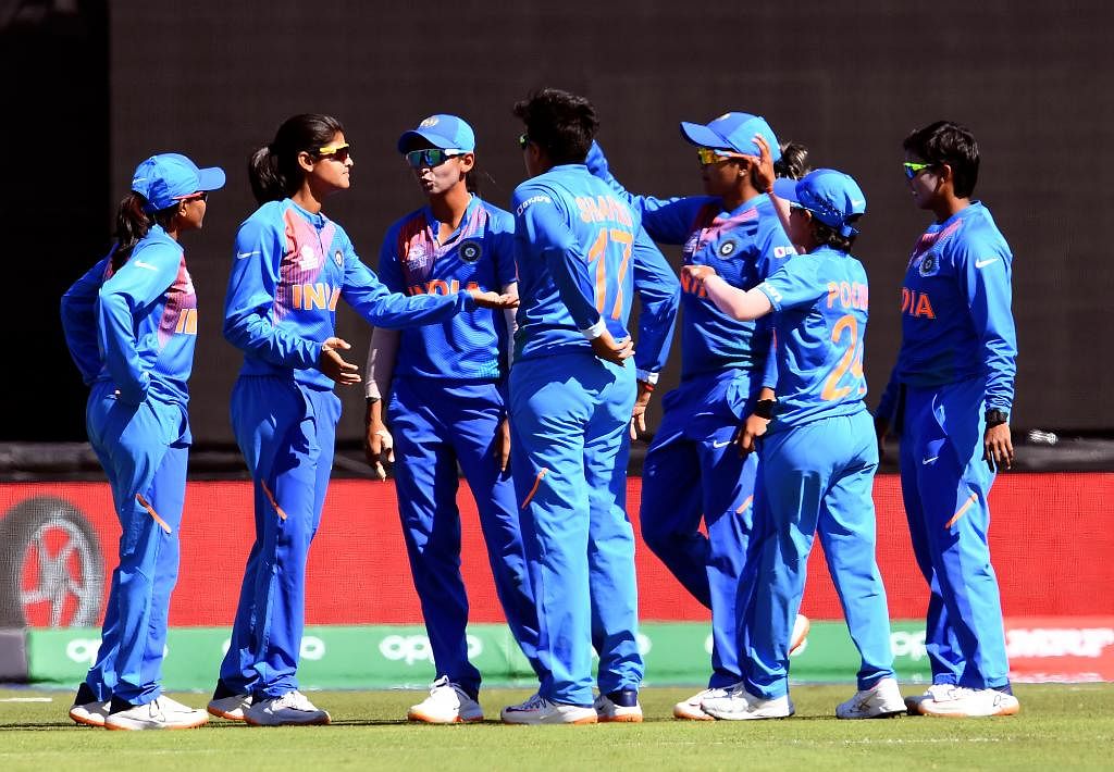 India beat Sri Lanka by 7 wickets to finish the league stage of the Women’s T20 World Cup on top of Group A.
