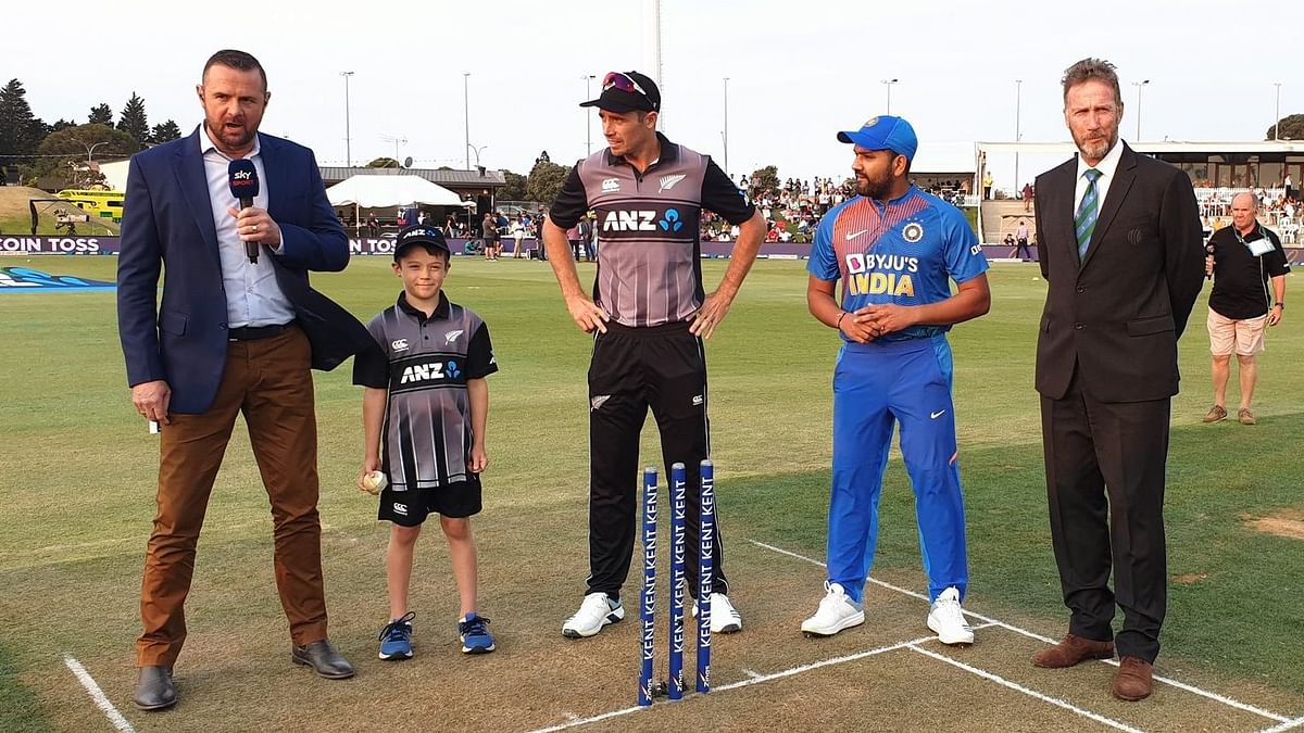 Follow live updates from India vs New Zealand 5th T20 international at Bay Oval in Mount Maungania.