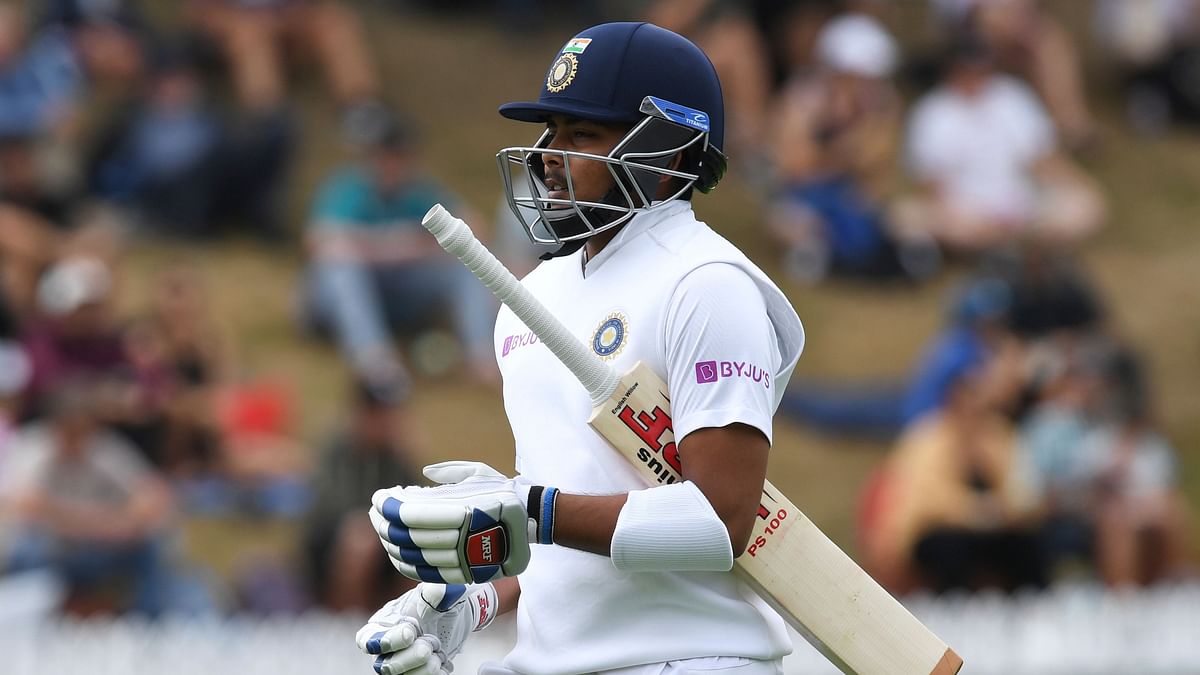 India were at 122/5 with Rahane (38) and Pant (10) at the crease when early Stumps were called on Day 1.