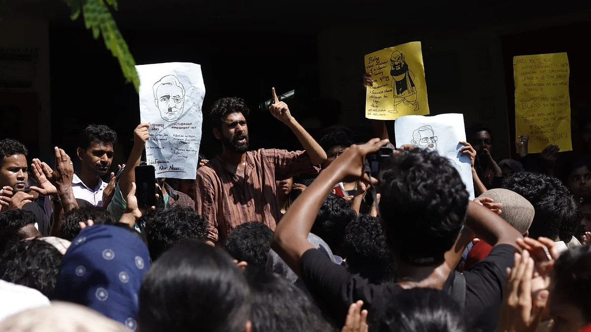 <div class="paragraphs"><p>Students of Pondicherry University slammed the administration for an ‘undemocratic circular’ instructing to conduct counselling sessions for students protesting CAA.</p></div>