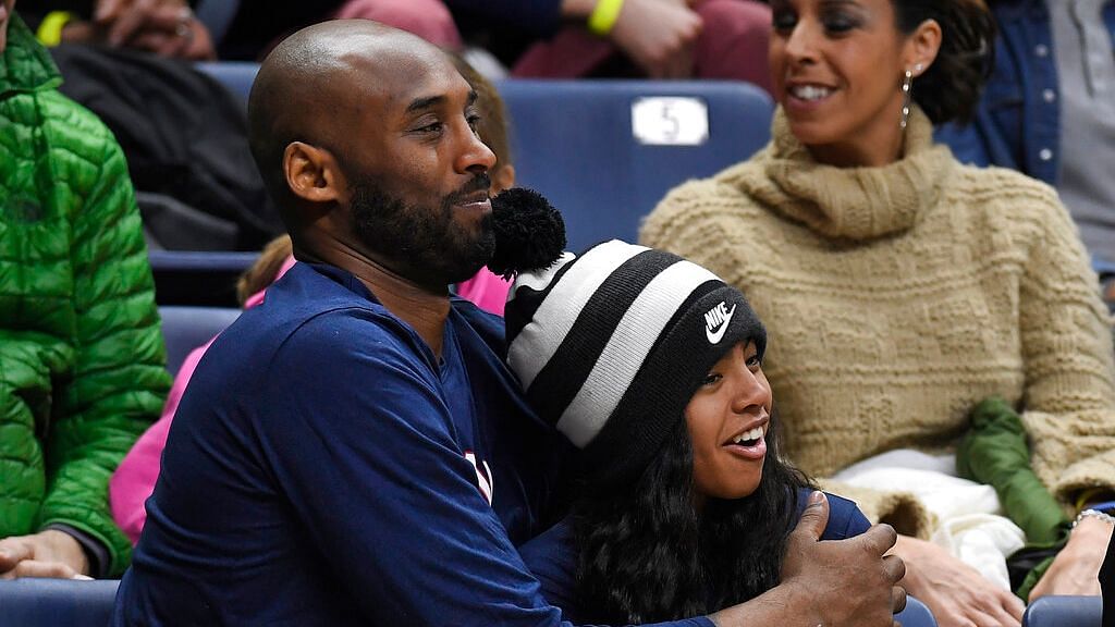 Kobe Bryant and his daughter Gianna will be honoured in a public memorial at the Staples Centre in Los Angeles on 24 February.
