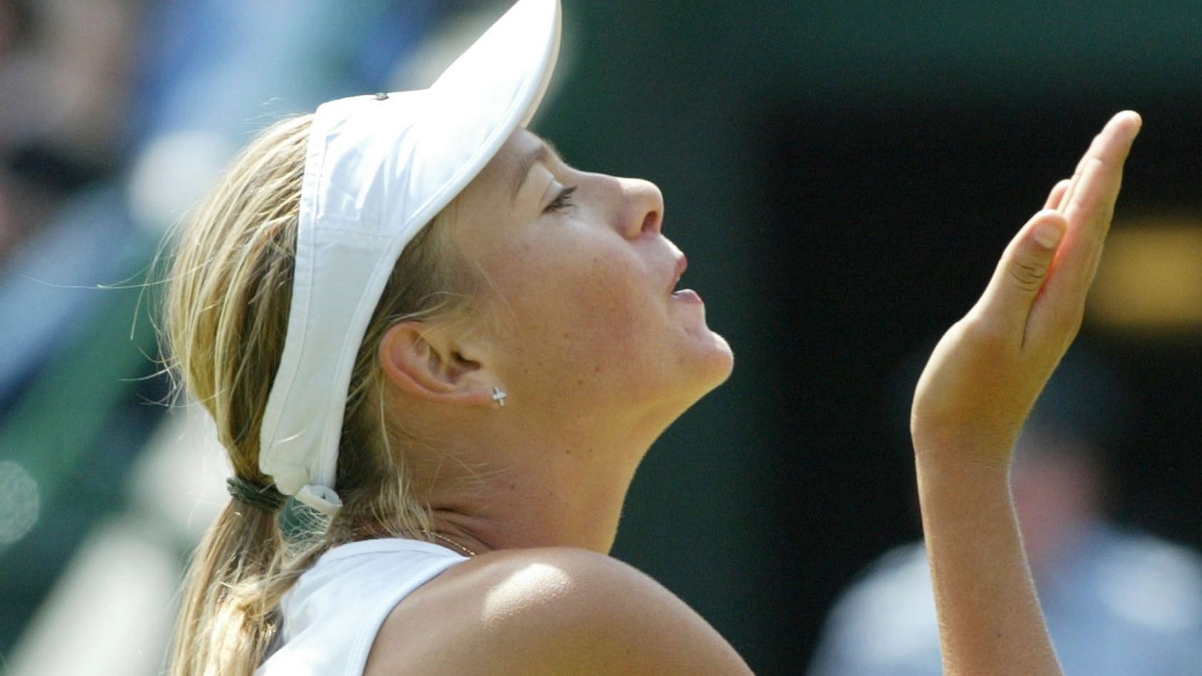Former Grand Slam champion and world number 1 Maria Sharapova has retired from tennis.