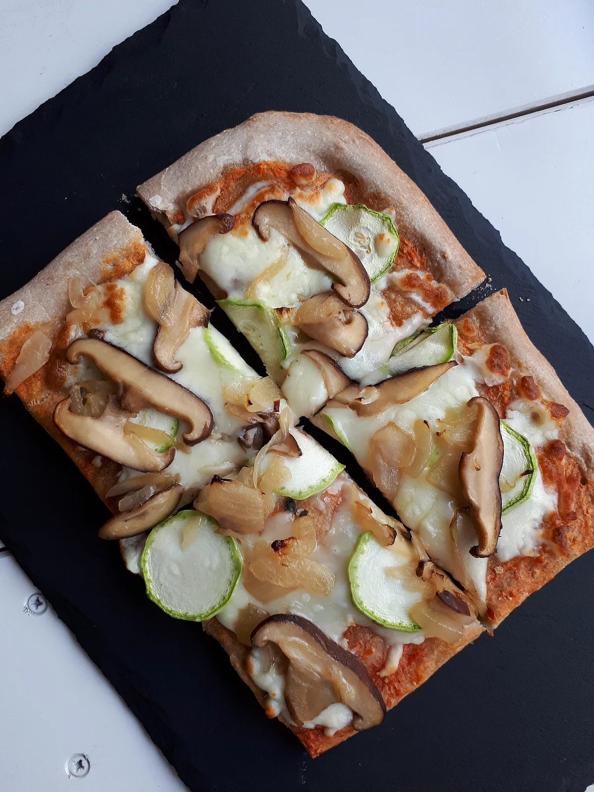 Vegan pizza.