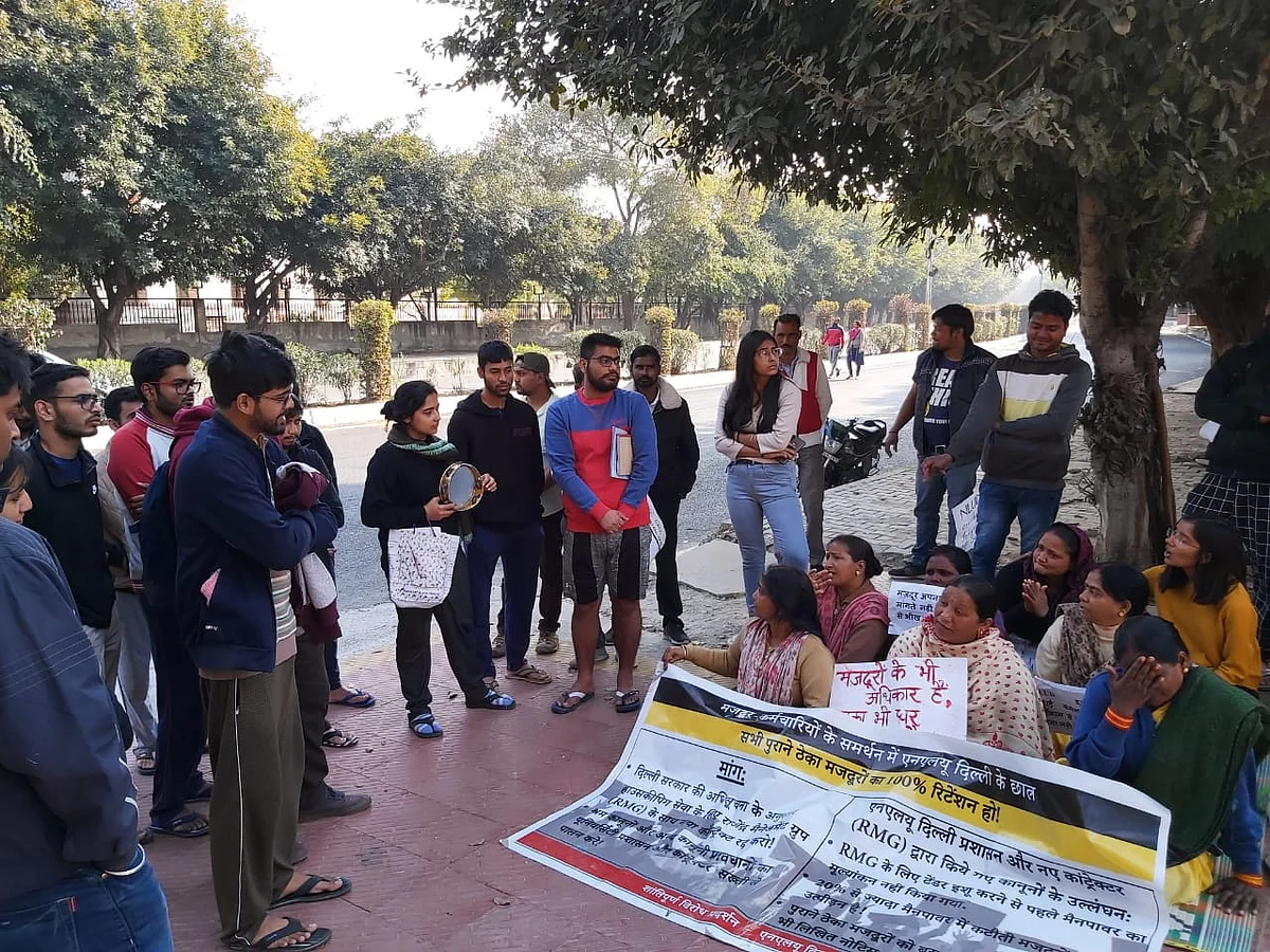 We Were Sacked Without Notice or Salary, Say Workers of NLU Delhi