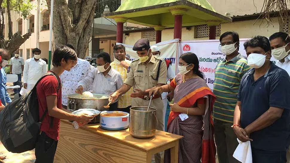 Amid Lockdown, Telangana Judge Feeds the Underprivileged in Court