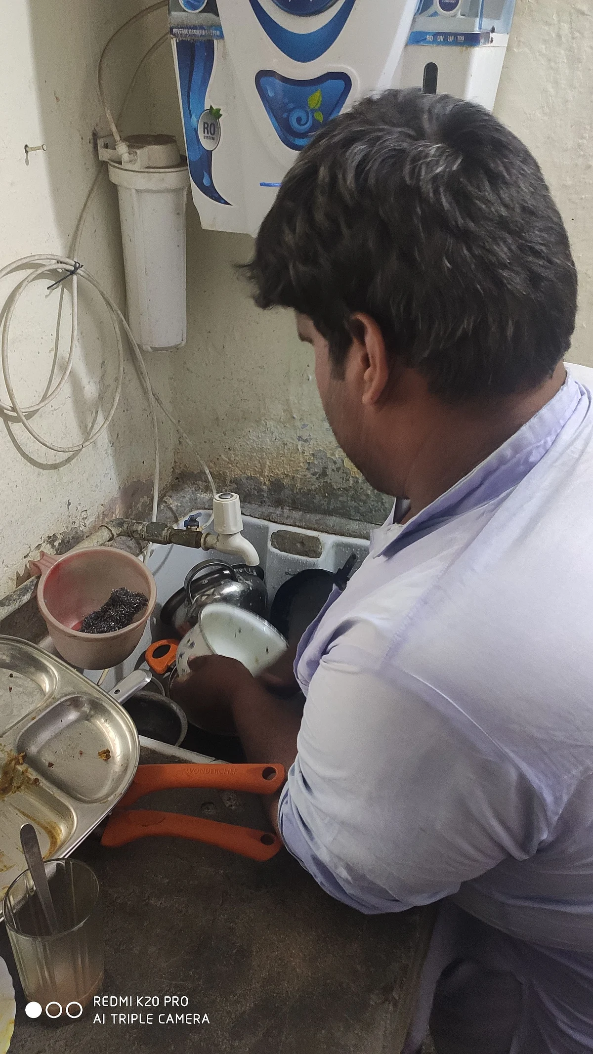 Irfan working for the last time before the lockdown.