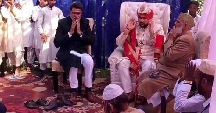 The groom sent forth a message of communal harmony. 