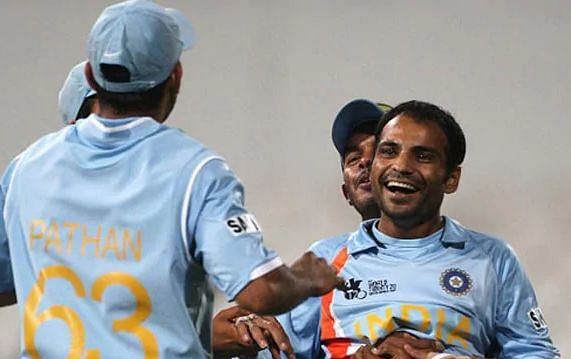5 times when MS Dhoni showed just why he was called ‘Captain Cool’.