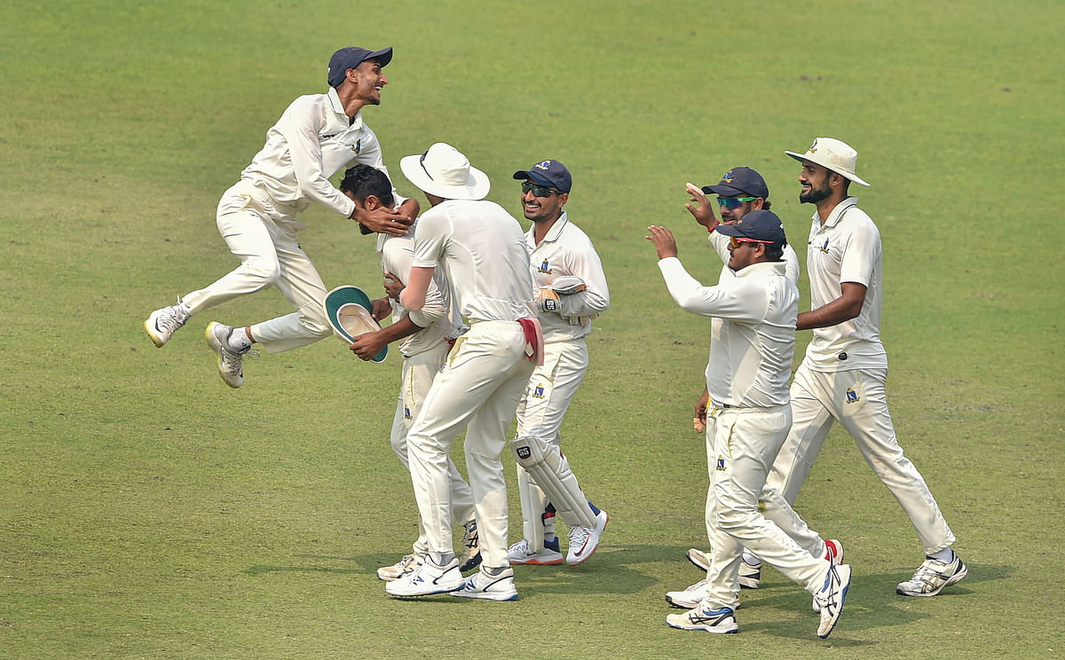 Mukesh Kumar’s bowling helped Bengal reach the Ranji Trophy semi-final for the first time in 13 years.