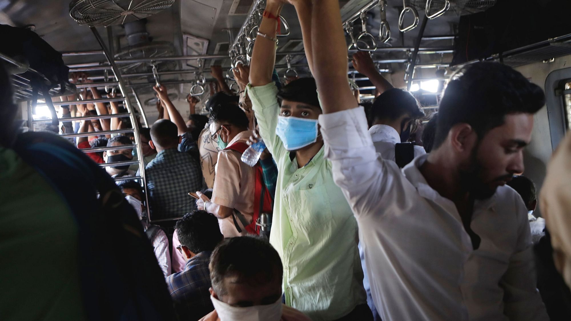 An exodus began in Mumbai and Pune due to the COVID-19 outbreak.