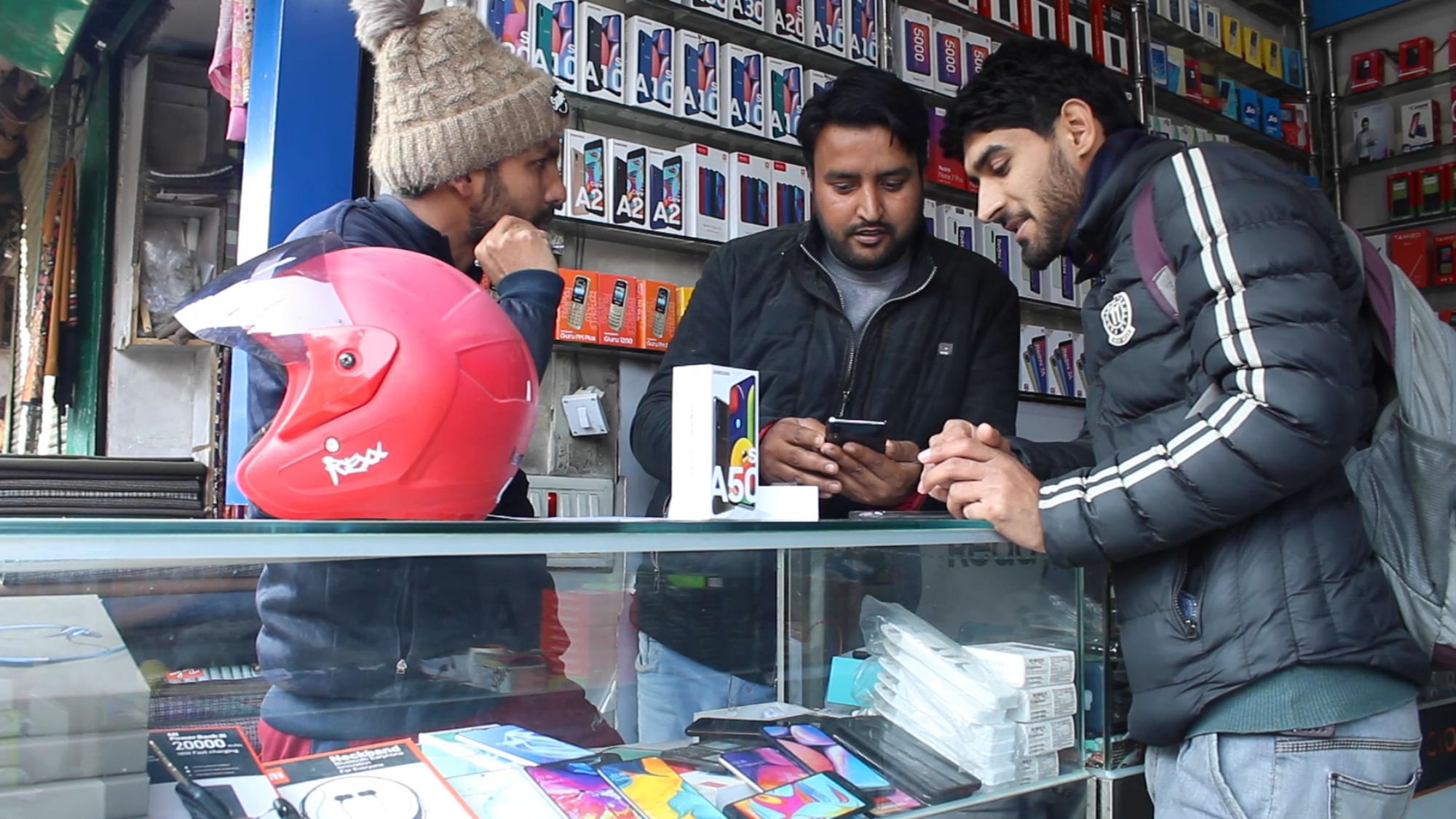 Smartphone sales in Kashmir have dipped due to the internet shutdown in the area.