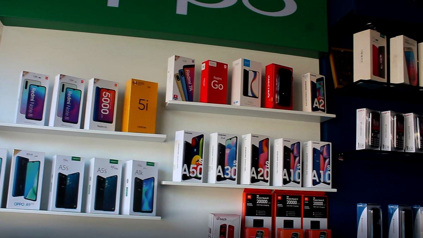 The economic slowdown has affected mobile phone sales in the past couple of months.