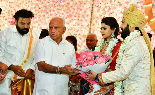 Karnataka Health and Family Welfare Minister B Sriramulu is holds a multi-crore wedding for his daughter Rakshita.