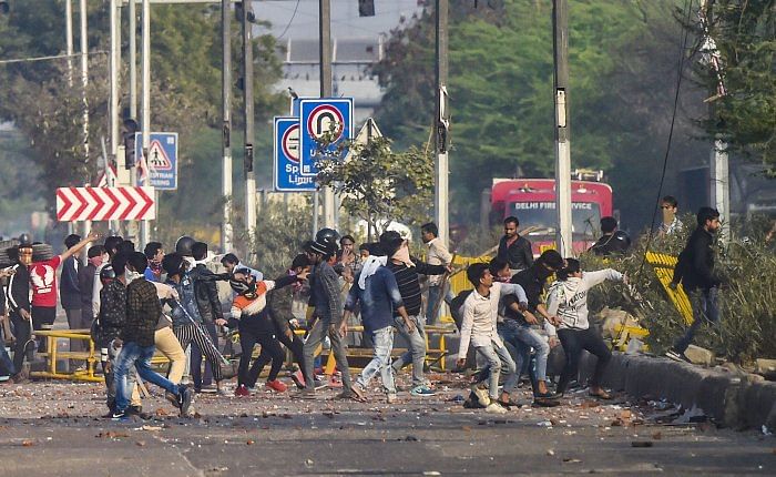 Delhi Commission for Minorities chairman alleges that around 2,000 outsiders were brought in to north-east Delhi for the violence.