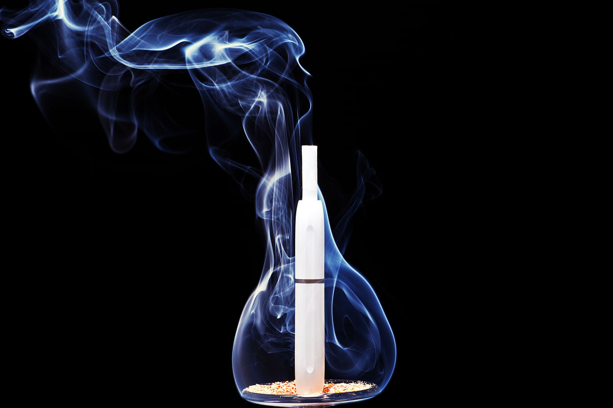 Quit Smoking: ई-सिगरेट, हुक्का और हर्बल सिगरेट भी है खतरनाक