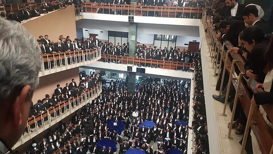 High Court’s ‘Kohinoor’ – Justice Muralidhar Given Grand Farewell