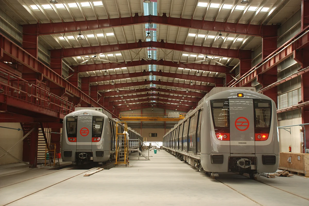 “We’re taking some rest and social distancing ourselves today. #JantaCurfew,” tweeted the DMRC.