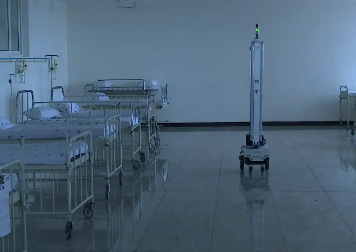 These battery-operated towers can be controlled with a remote and can be operated from a safe distance.