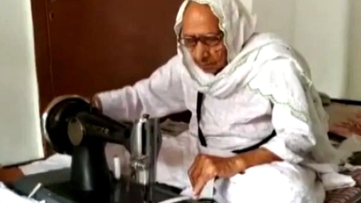 98-year-old Gurdev Kaur from Moga is stitching masks for Punjab.