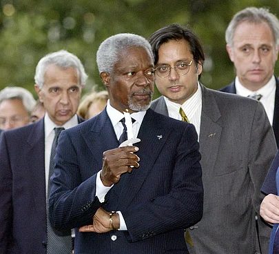 Shashi Tharoor at Sergio’s remembrance meet.