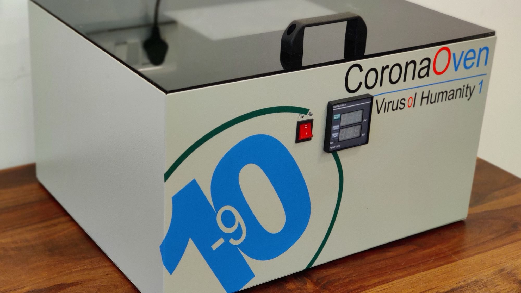 This "Corona Oven" uses UV-C light to disinfect goods in 10 minutes time.&nbsp;