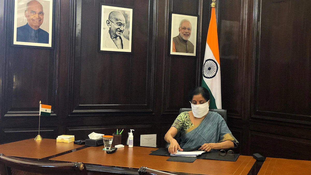 Union Ministers and certain official staff began to return to work on Monday, 13 April, morning.