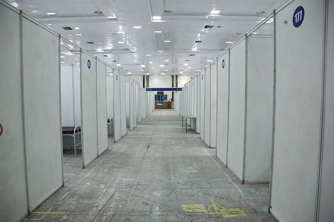 A large convention hall in Chennai has been converted into a 550-bed quarantine facility in the city.
