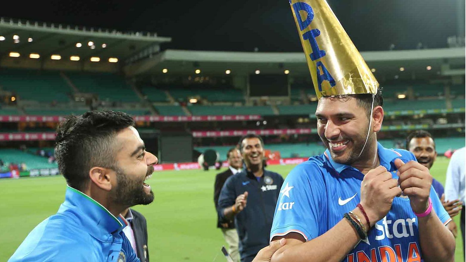 Yuvraj Singh ruthlessly trolls Ravi Shastri for missing him and Dhoni from a 2011 World Cup post.