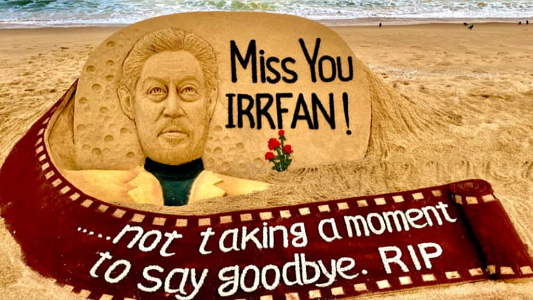 In his artwork, Pattnaik inscribed “Miss You Irrfan”, along with a an outline of the actor’s face.
