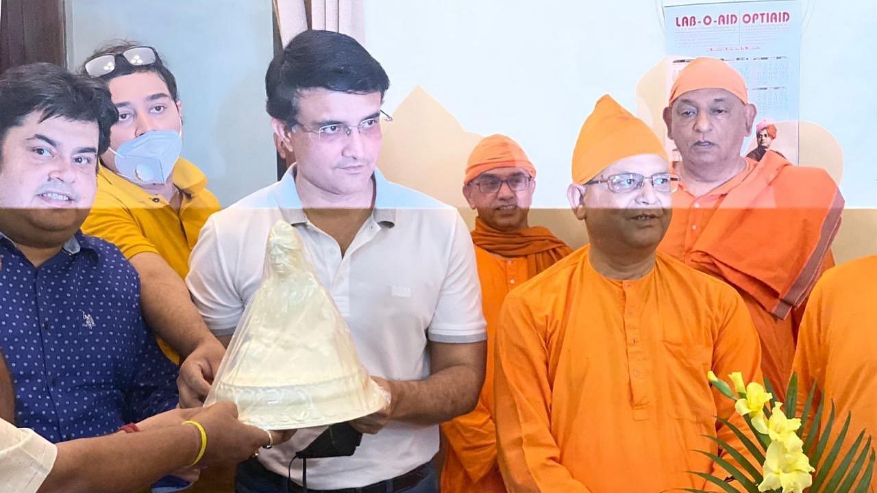 BCCI president Sourav Ganguly on Wednesday donated 2000 kilograms of rice at the Belur Math.
