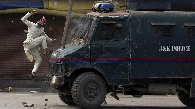 A photograph clicked by Dar Yasin of the Associated Press in Kashmir.