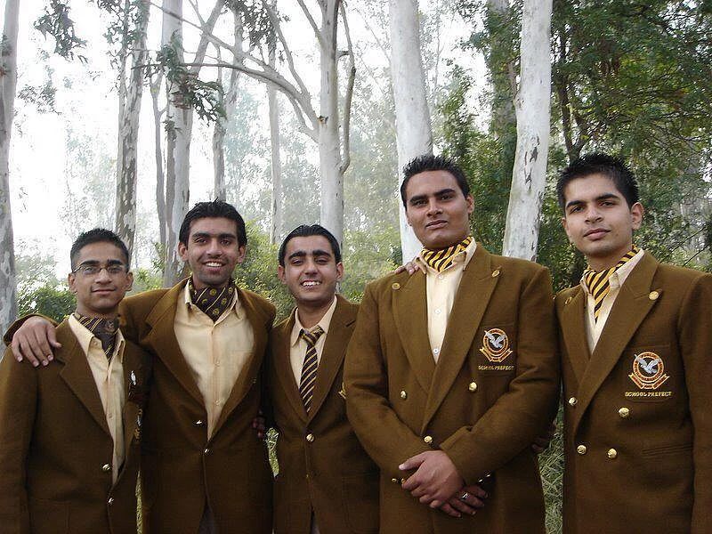 Major Anuj Sood with his friends